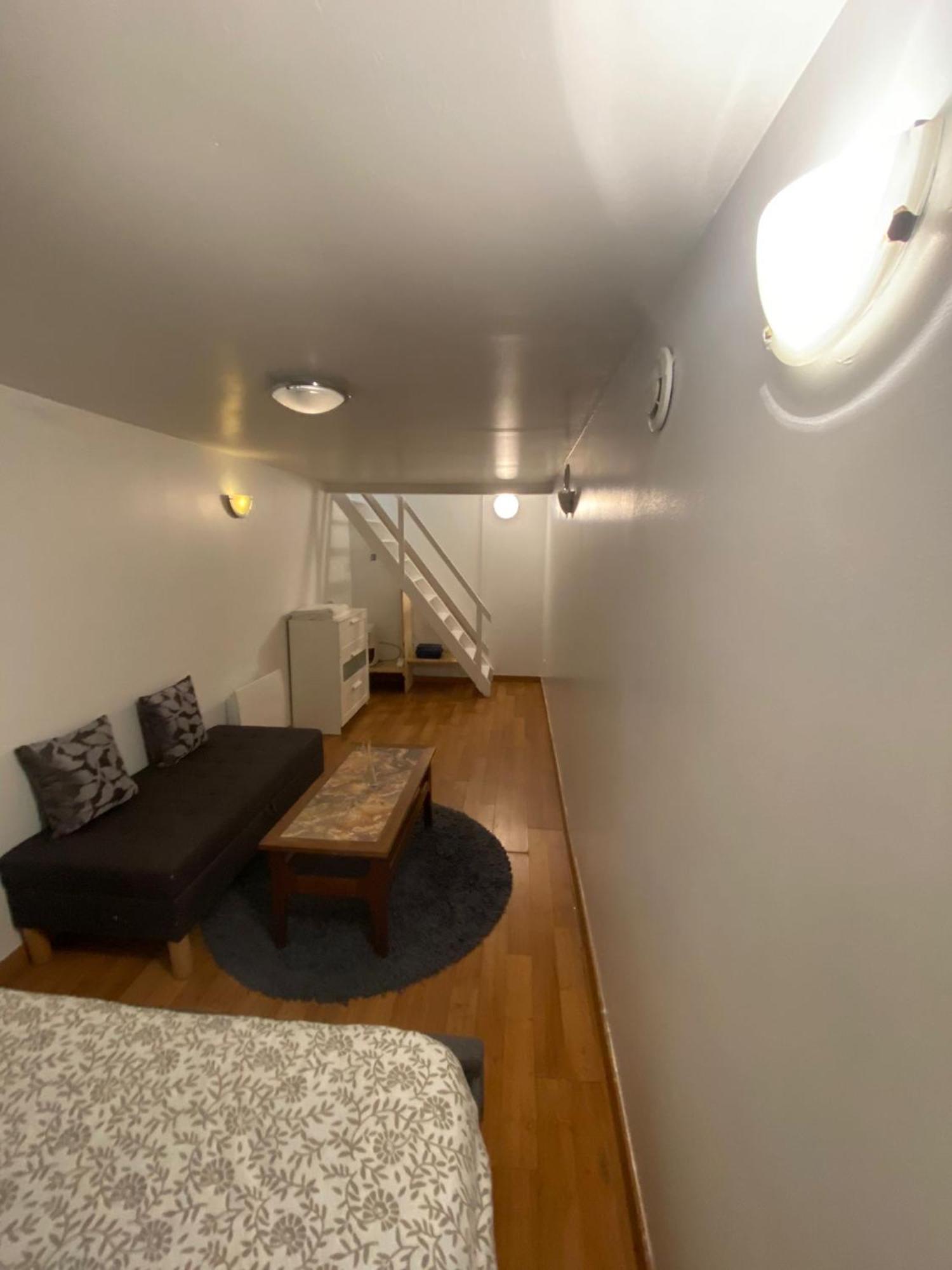 Agreable Appartement In Montmartre Paris Extérieur photo
